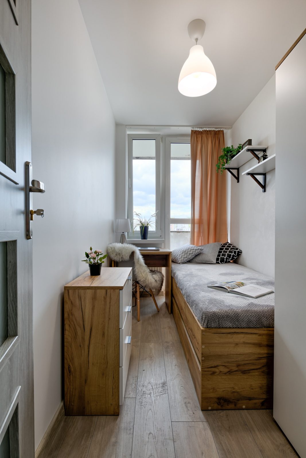 Single room #2 with balcony at Conrada 18 Street, photo 1 of 1