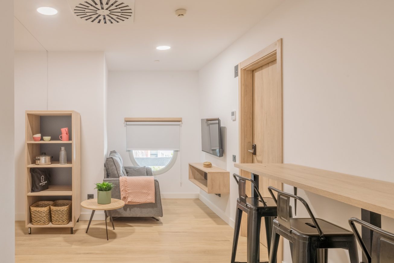 Logroño Centro - Single room (Extra) in 3-bedroom apartment, photo 3 of 12