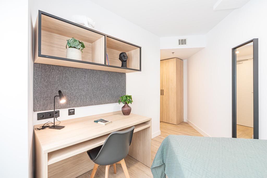 Salamanca - Single room in apartment, with terrace, photo 3 of 12