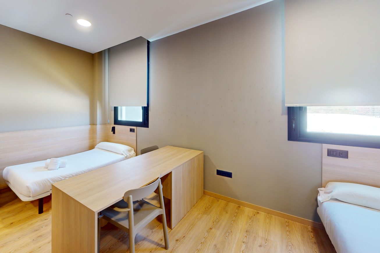 Entrenúcleos - Double room (shared), photo 2 of 12