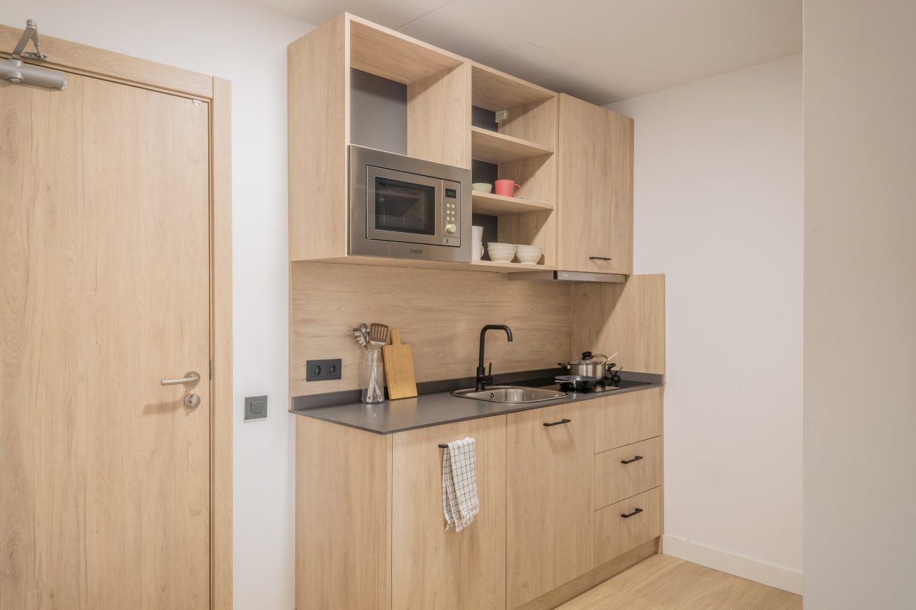 Tovar 6 (Wynwood) - Single room in shared apartment, photo 3 of 12
