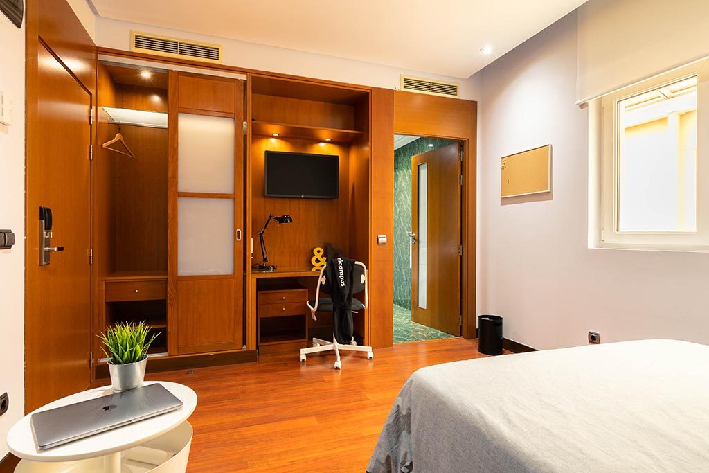 Aranjuez - Single room (Premium), photo 3 of 12